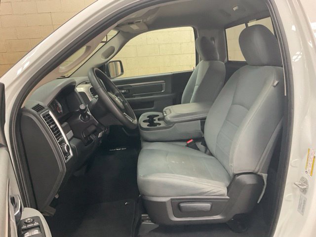 Used 2016 RAM 1500 Classic SLT AWD/4WD image 7