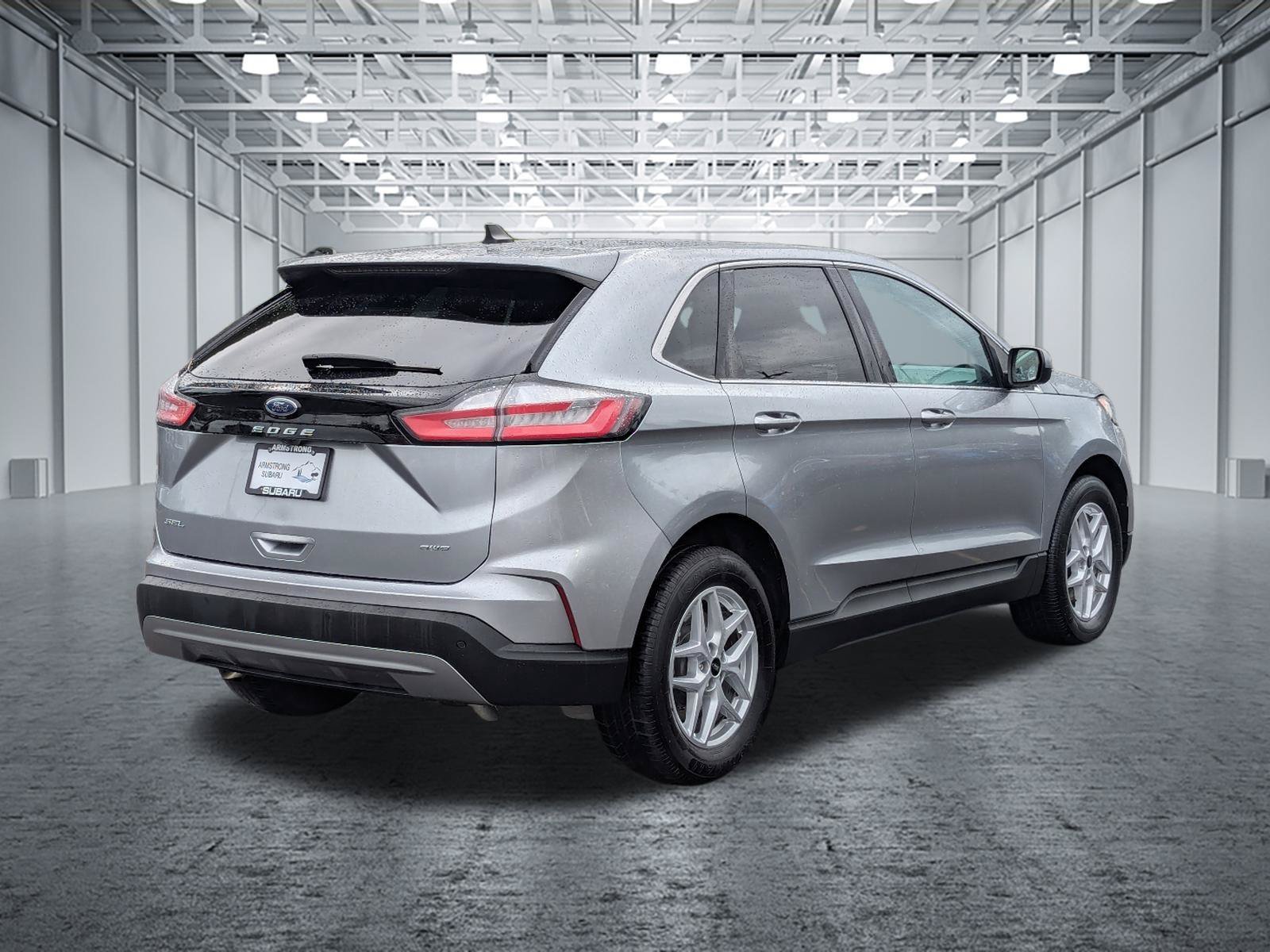 Used 2024 Ford Edge SEL AWD/4WD image 5