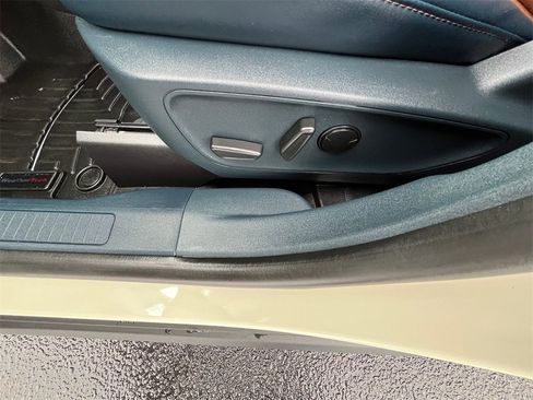 Certified 2024 Ford Maverick Lariat w/ FX4 Off-Road Package image 10