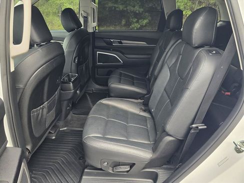 Used 2021 Kia Telluride EX w/ EX Premium Package FWD image 11