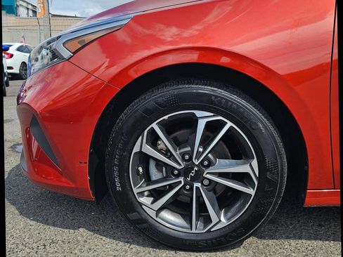 Used 2024 Kia Forte LXS FWD image 28