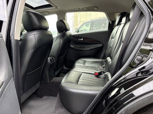 Used 2017 INFINITI QX50 Journey w/ Premium Package image 24