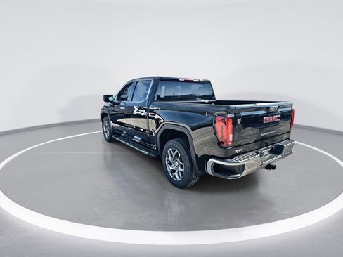 New 2026 GMC Sierra 1500 SLT image 6
