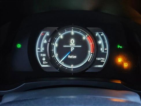 Used 2019 Lexus IS 300 F Sport w/ Navigation Package image 11