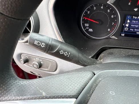 Used 2021 Chevrolet Blazer LT FWD image 16