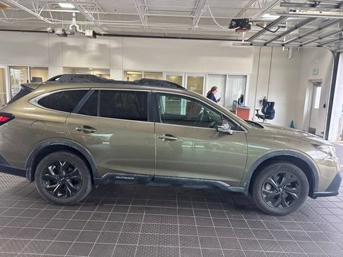 Used 2021 Subaru Outback Onyx Edition XT w/ Popular Package #2 AWD/4WD image 2