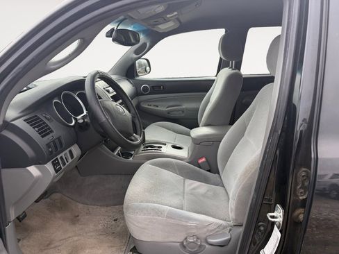 Used 2008 Toyota Tacoma PreRunner image 9