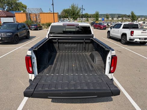 Used 2020 GMC Sierra 1500 SLT w/ SLT Premium Plus Package AWD/4WD image 31
