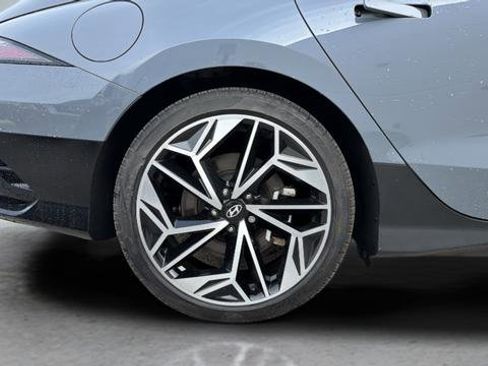 Used 2024 Hyundai Ioniq 6 SEL image 13