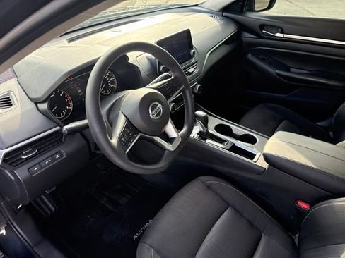 Used 2022 Nissan Altima 2.5 SV FWD image 23