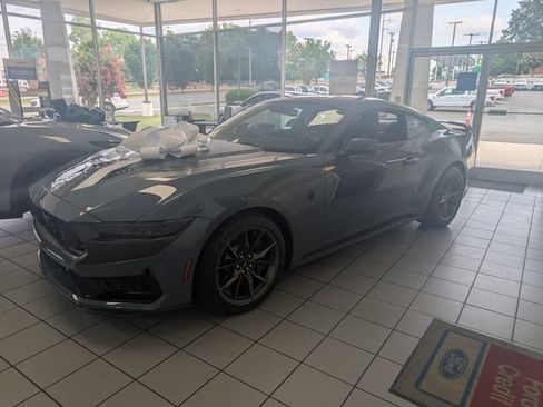 Used 2024 Ford Mustang Dark Horse RWD image 3