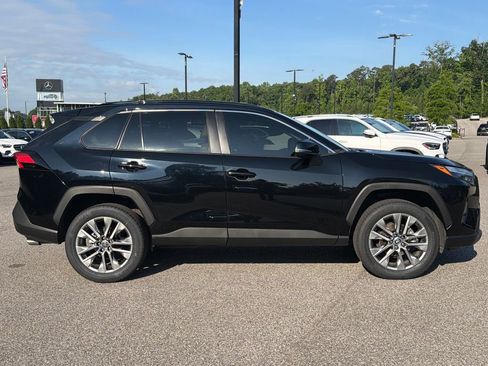 Used 2022 Toyota RAV4 XLE Premium FWD image 25