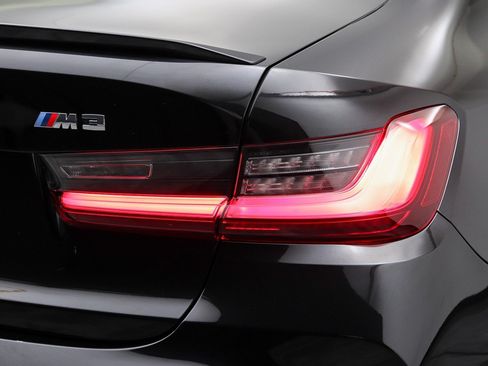 Used 2022 BMW M3 w/ Executive Package RWD image 11