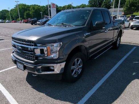 Used 2018 Ford F150 XLT w/ Equipment Group 302A Luxury AWD/4WD image 13