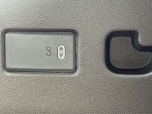 Used 2026 Chevrolet Tahoe LT w/ Comfort Package image 27