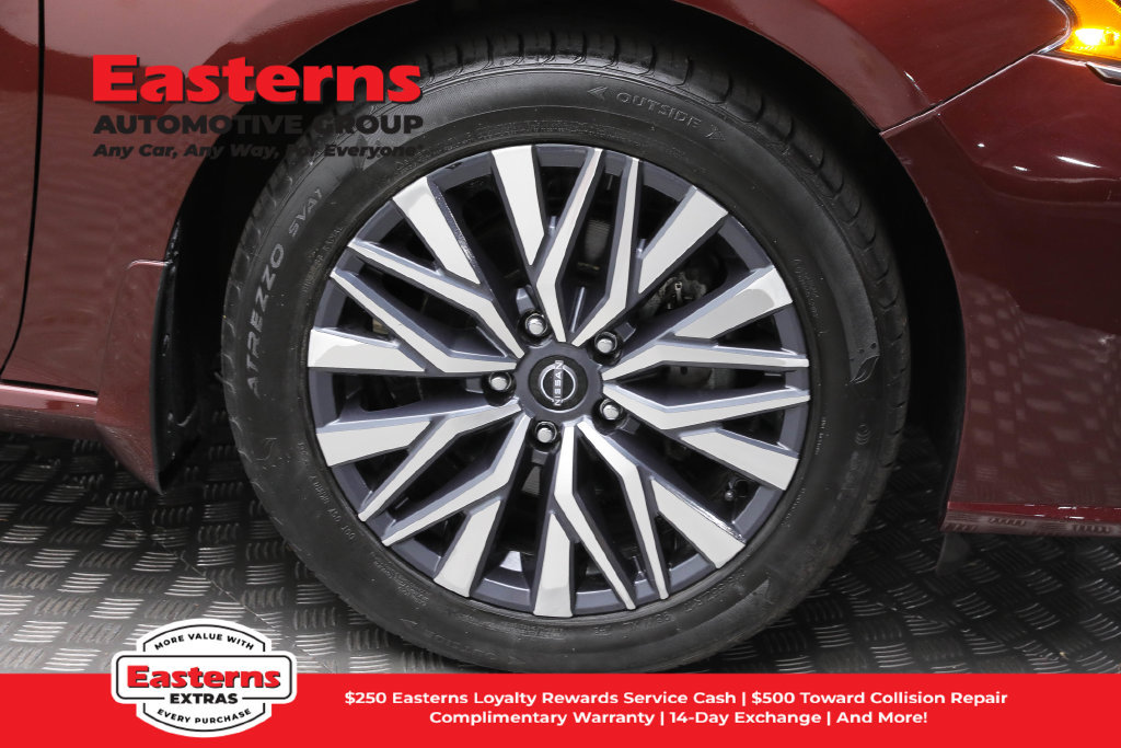 Used 2023 Nissan Altima 2.5 SV FWD image 32