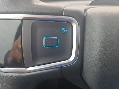 Used 2025 Ford Expedition Active image 16