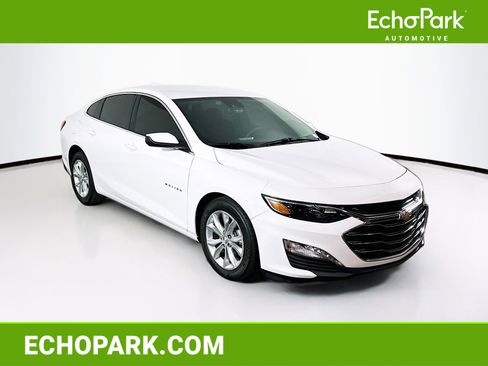 Used 2024 Chevrolet Malibu LT image 1