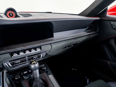 Used 2022 Porsche 911 GT3 image 41