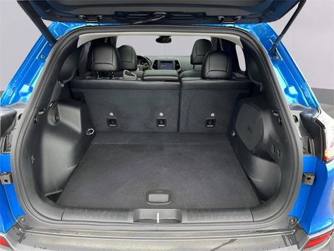 Used 2023 Jeep Cherokee Altitude Lux w/ Lux Elite Package image 16