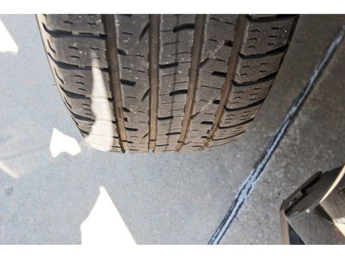 Used 2023 Cadillac Escalade Premium Luxury image 29