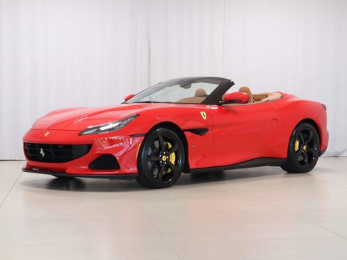 Used 2023 Ferrari Portofino M RWD image 2