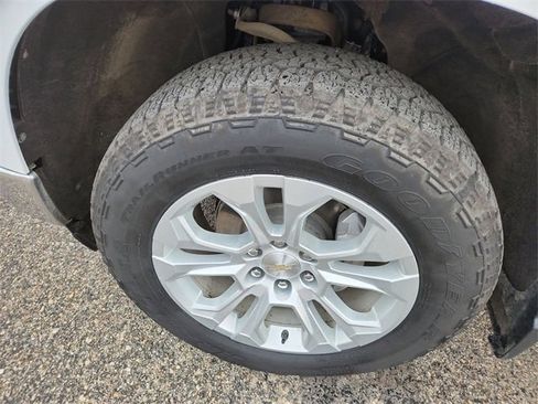 Certified 2023 Chevrolet Silverado 1500 LTZ image 32