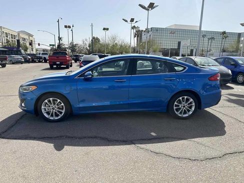 Used 2019 Ford Fusion Energi Titanium image 4