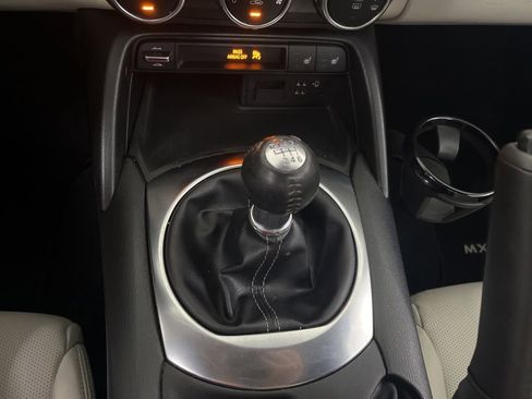 Used 2021 MAZDA MX-5 Miata RF Grand Touring RWD image 56
