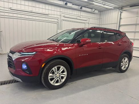 Used 2021 Chevrolet Blazer LT AWD/4WD image 1