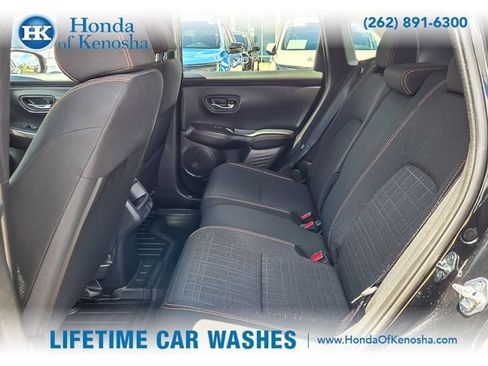 Used 2025 Honda HR-V Sport image 11