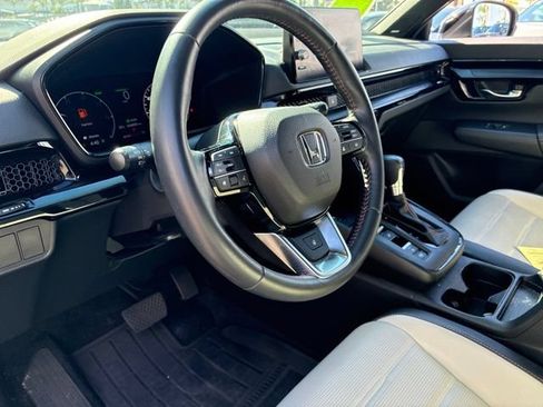 Used 2023 Honda CR-V Sport Touring image 6