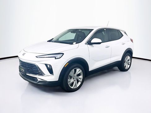 Used 2025 Buick Encore GX Preferred image 3