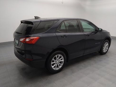 Used 2020 Chevrolet Equinox LS w/ LS Convenience Package AWD/4WD image 10