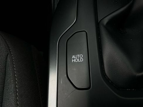 Used 2025 Kia K4 LXS image 23