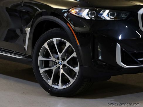 Used 2026 BMW X5 xDrive40i w/ Climate Comfort Package AWD/4WD image 3