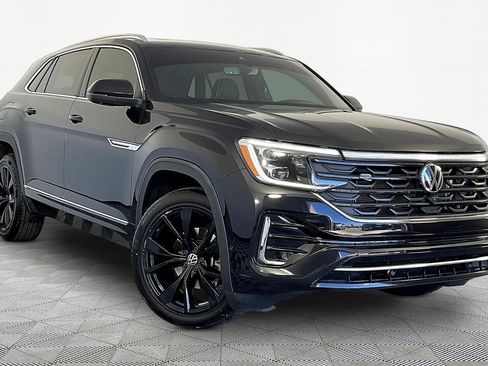 Used 2024 Volkswagen Atlas Cross Sport SEL Premium R-Line AWD/4WD image 3