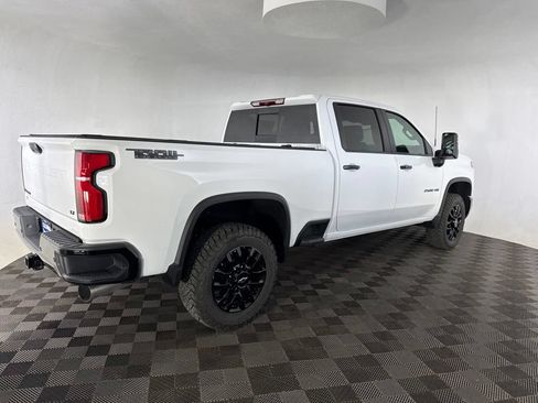Used 2026 Chevrolet Silverado 2500 LT w/ Trail Boss Package AWD/4WD image 7