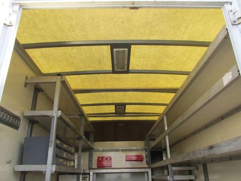 Used 2014 Chevrolet Express 3500 RWD image 18