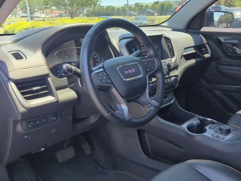 Used 2023 GMC Terrain AT4 w/ Tech Package AWD/4WD image 9