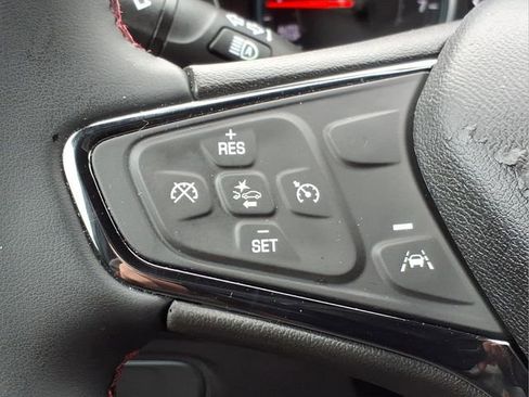 Used 2023 Chevrolet Equinox RS image 24