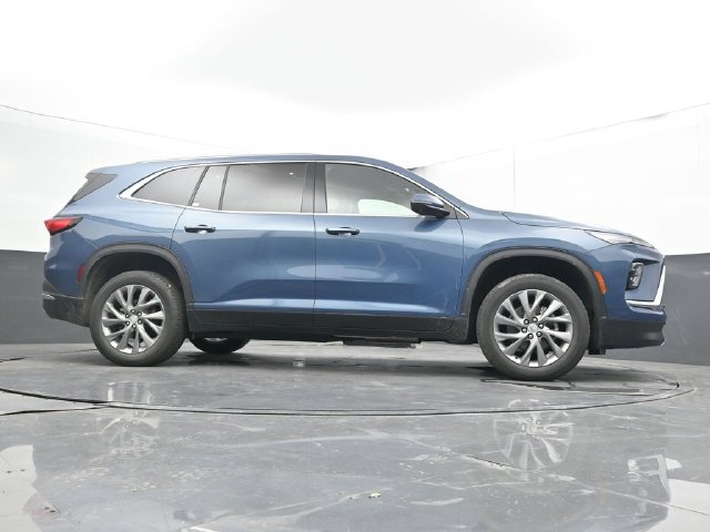 Used 2026 Buick Enclave Preferred AWD/4WD image 45