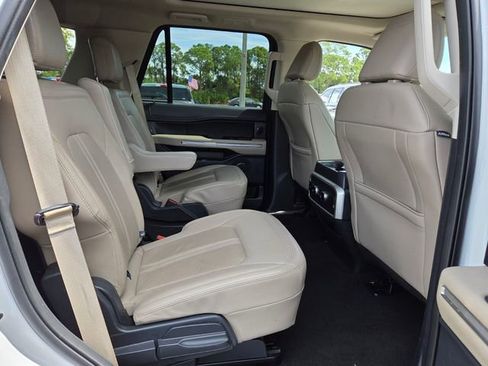 Certified 2024 Ford Expedition Limited image 17
