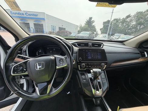 Used 2018 Honda CR-V Touring image 19