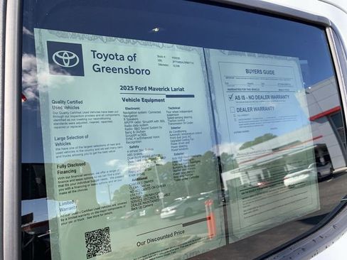 Used 2025 Ford Maverick Lariat w/ 4K Tow Package image 38