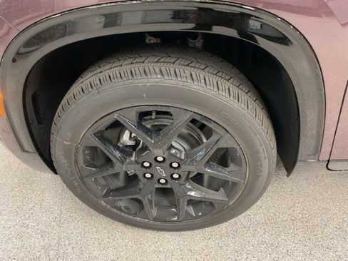 New 2026 Chevrolet Traverse RS w/ LPO, Floor Liner Package image 11