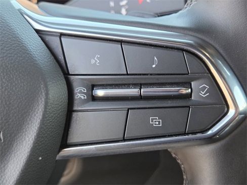 Used 2025 Chevrolet Suburban Z71 image 22