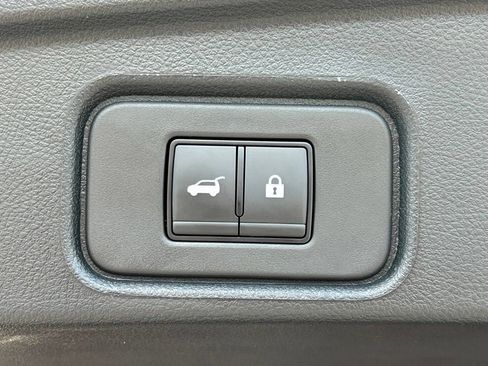 Certified 2025 Nissan Pathfinder Platinum w/ Cargo Package FWD image 56
