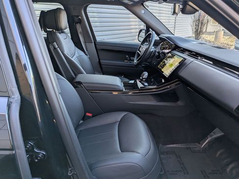 Used 2025 Land Rover Range Rover Sport Dynamic SE image 30