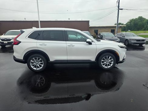 Used 2026 Honda CR-V EX image 2